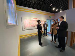 洛阳市市委常委、宣传部长王飞莅临洛阳乐动网站调研