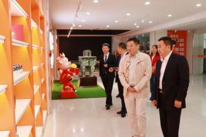 开放互动交流 共惠共享共赢 丨郑州太古可口可乐莅临乐动网站集团河南区进行培训交流