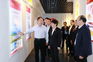 洛阳市中级人民法院院长徐哲一行莅临洛阳乐动网站食品调研指导工作